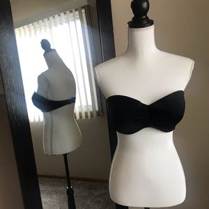 NWOT STRAPLESS BIKINI TOP